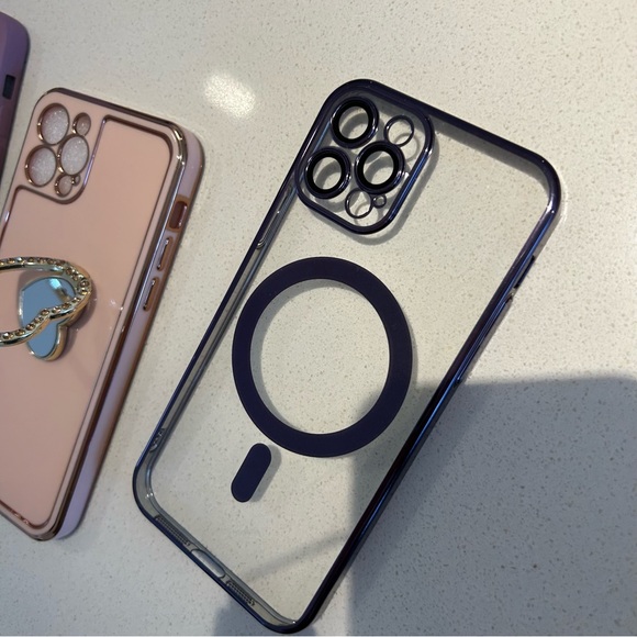 iPhone 12 Pro Phone Cases Set - Picture 8 of 13